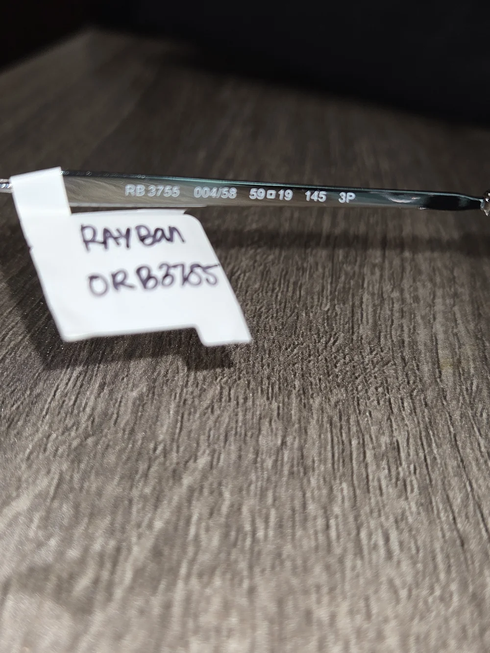 Ray-Ban classic square
